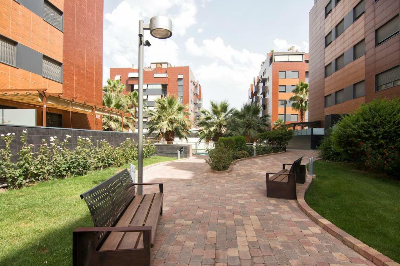 Apartamento Forum-Ciencias Con Piscina, Gym & Parking Гранада Экстерьер фото