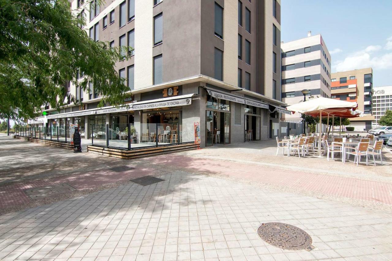 Apartamento Forum-Ciencias Con Piscina, Gym & Parking Гранада Экстерьер фото