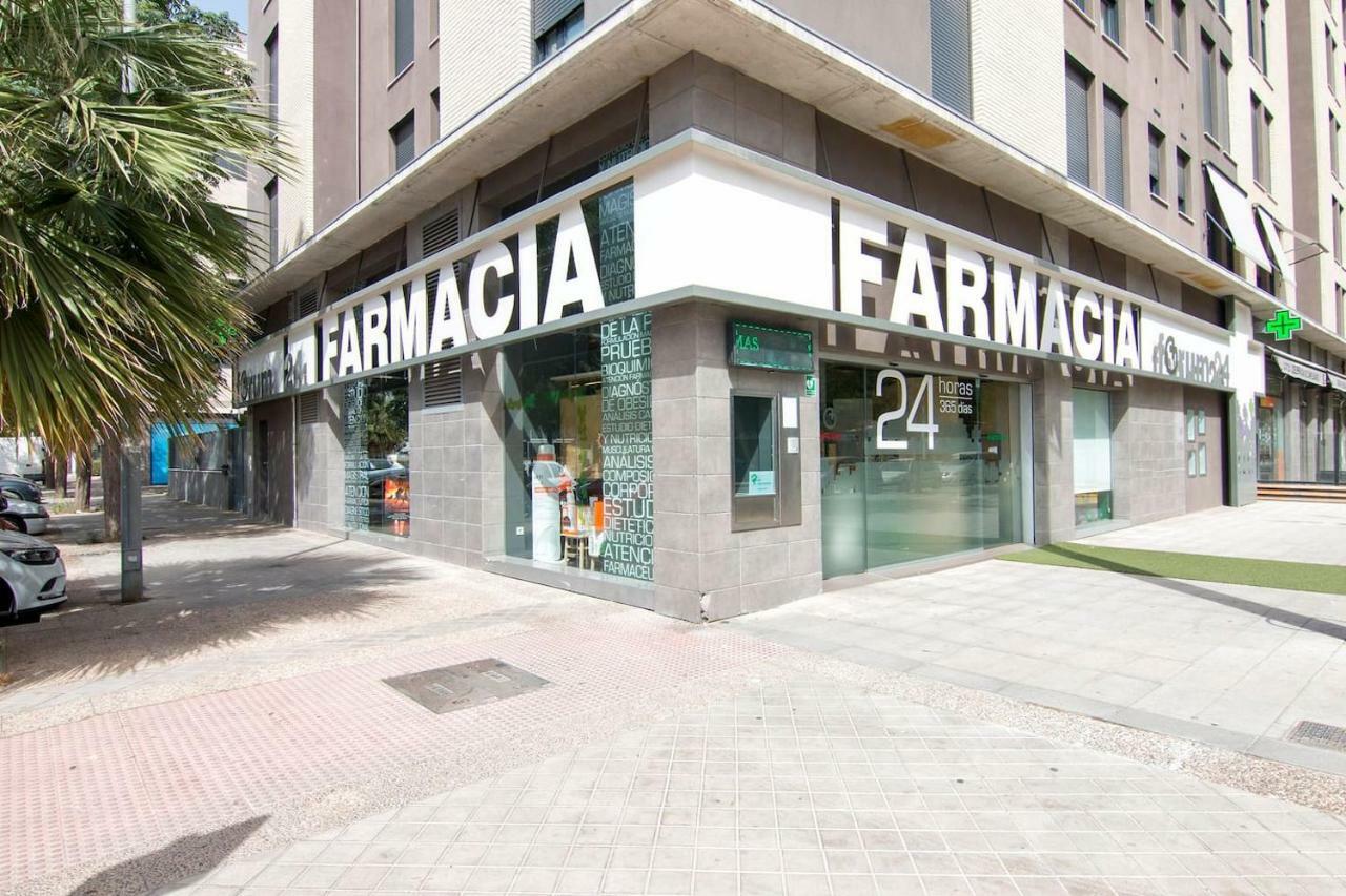 Apartamento Forum-Ciencias Con Piscina, Gym & Parking Гранада Экстерьер фото
