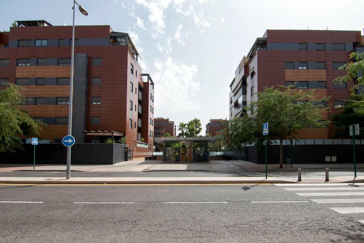 Apartamento Forum-Ciencias Con Piscina, Gym & Parking Гранада Экстерьер фото