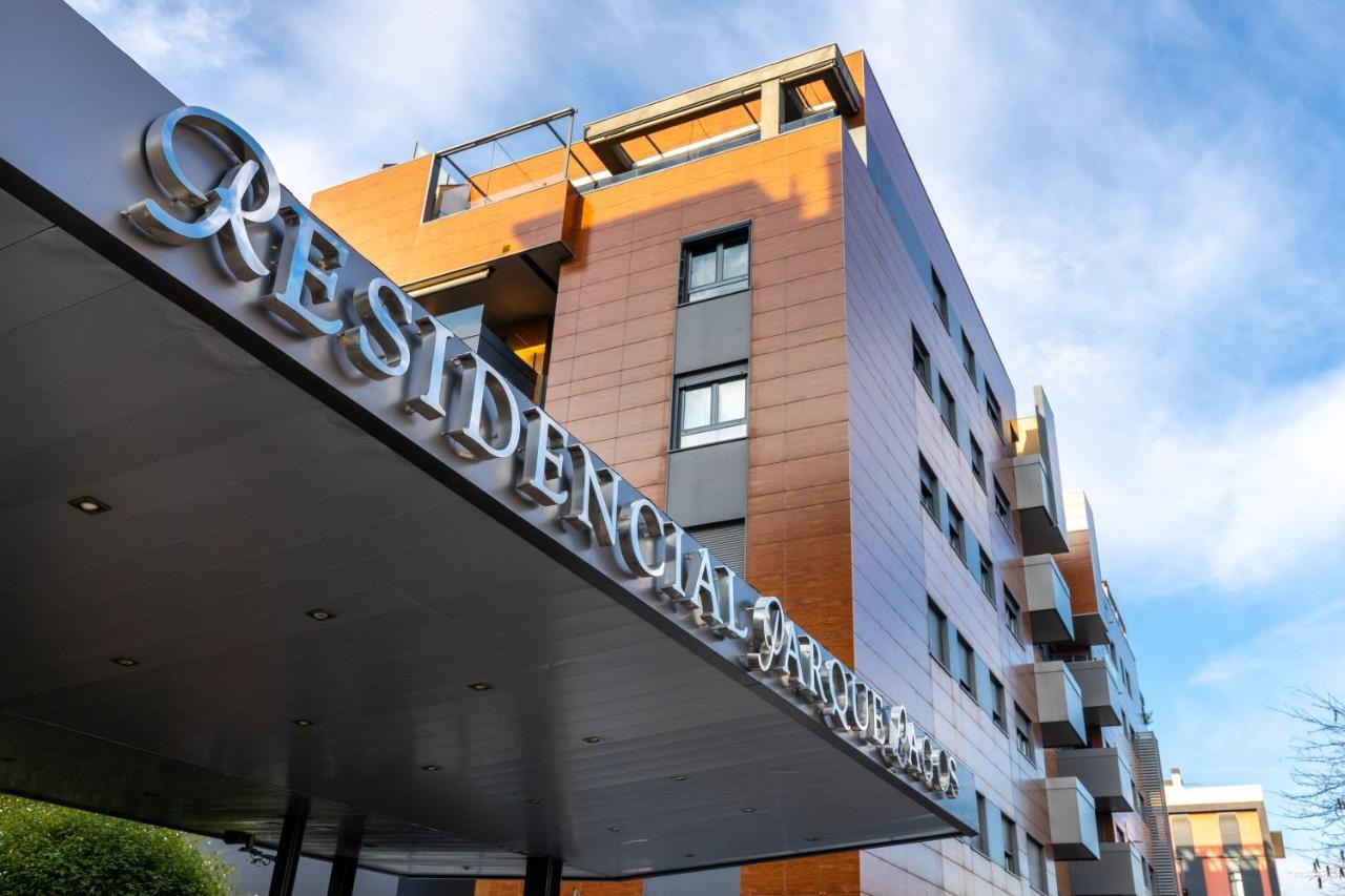 Apartamento Forum-Ciencias Con Piscina, Gym & Parking Гранада Экстерьер фото