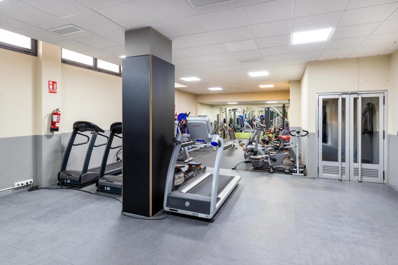 Apartamento Forum-Ciencias Con Piscina, Gym & Parking Гранада Экстерьер фото