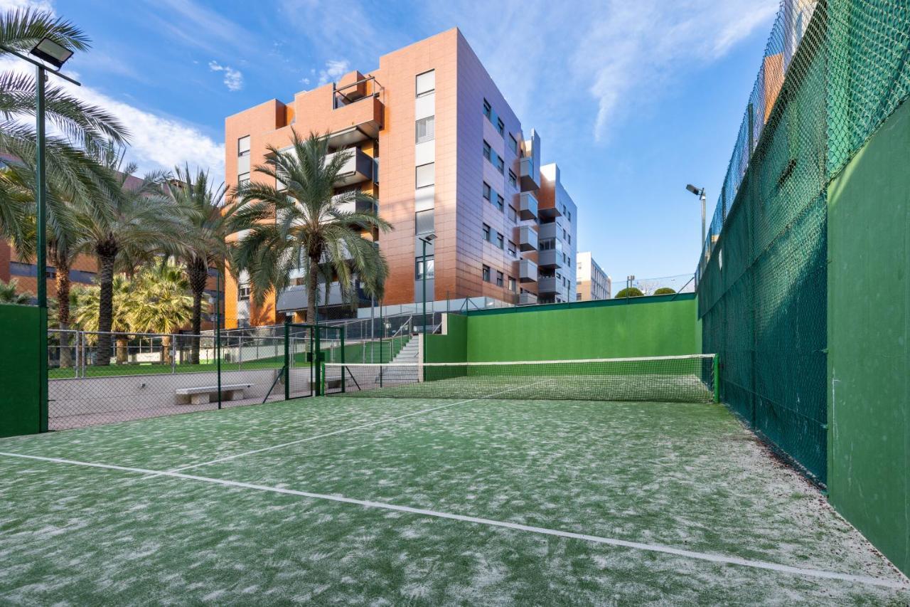 Apartamento Forum-Ciencias Con Piscina, Gym & Parking Гранада Экстерьер фото